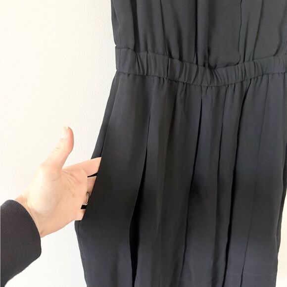 Kate Spade Crepe Fit and Flare Dress in Black - Size 6 - Picture 5 of 9